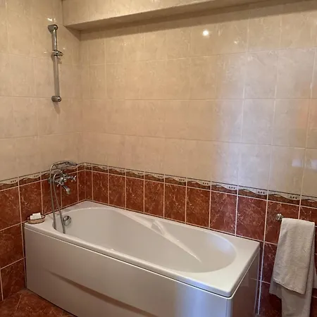 Bed And Birding Guest house 3*