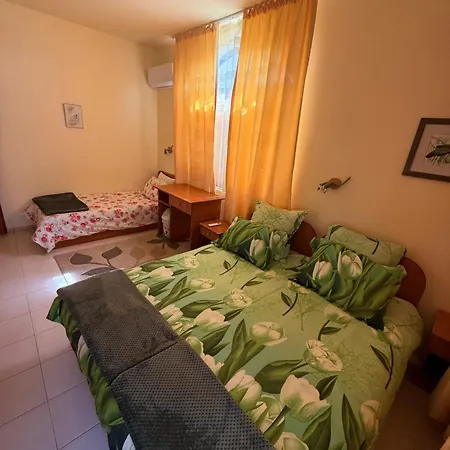 Bed And Birding Къща за гости 3*